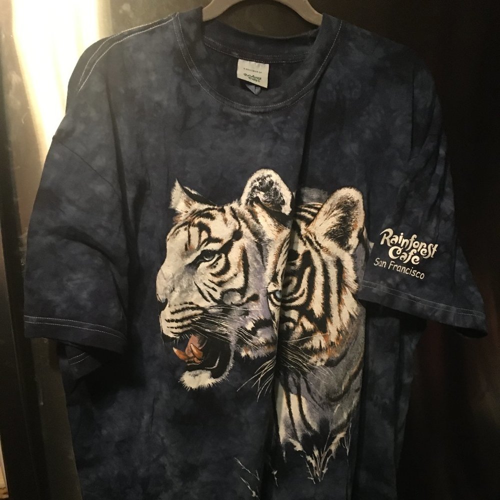 Vintage Rain Forest Cafe SF tee - 245  $50 or $35 w/offer